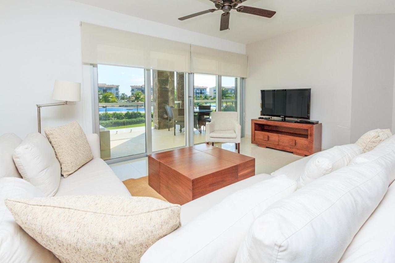 Luxury Condos At Mareazul Beachfront Complex With Resort-Style Amenities プレヤデルカーメン エクステリア 写真